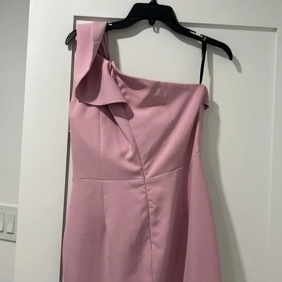 NWT Lavish Alice Pink Asymmetrical Ruffled Sheath Dress - Picture 4 of 5